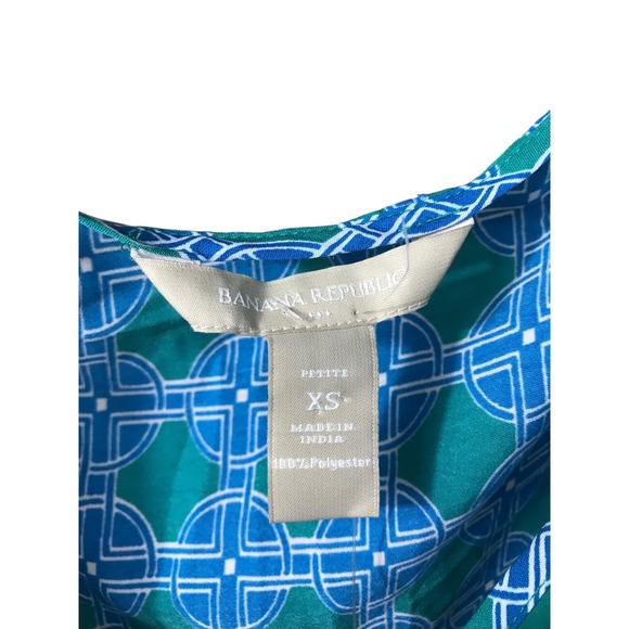 Banana‎ Republic Blue Green Sleeveless Scope neck Shell Style - Picture 3 of 3